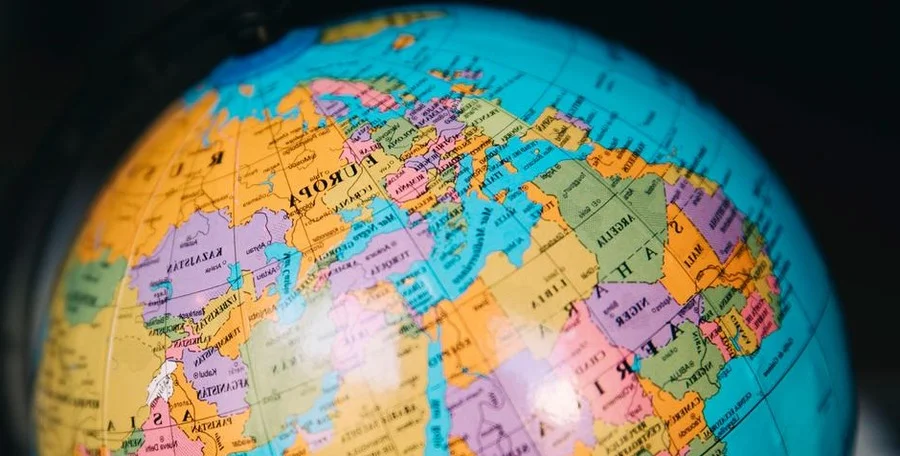 Equal Earth projection world map